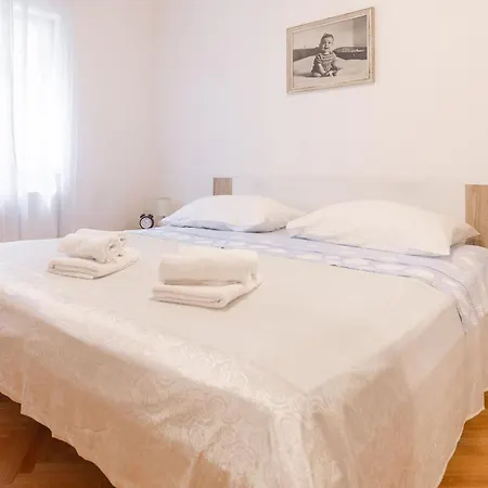 Nora Apartamento Omiš